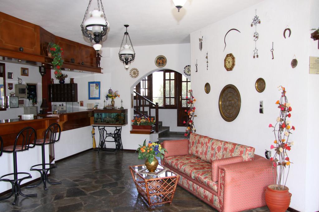 Hotel Mary Marathókampos Екстериор снимка