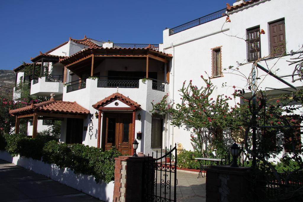 Hotel Mary Marathókampos Екстериор снимка